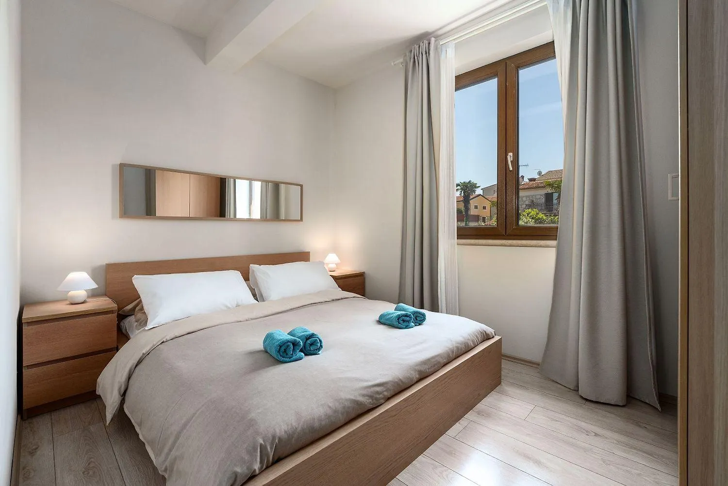 Extravagantes Apartment Nur 100 Meter Zum Strand Mit Salzwasserpool Und Jacuzzi Funtana Croatia